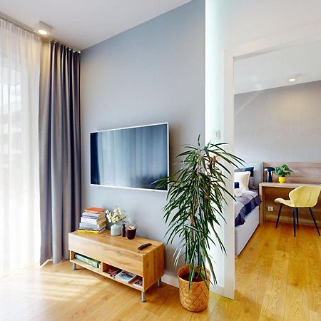 Apartament Green Z Garazem Podziemnym Varşova Dış mekan fotoğraf